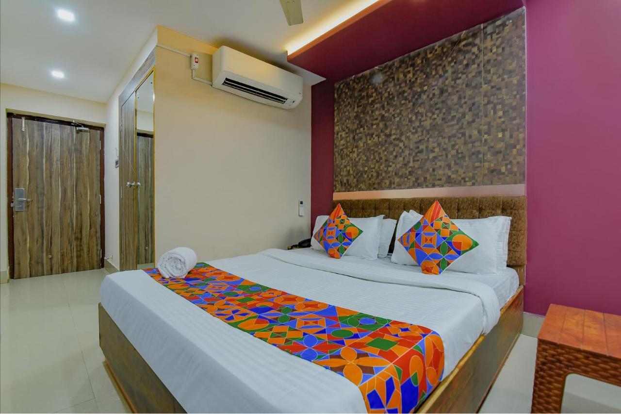 Fabhotel Middleton Desire - Nr Niladri Vihar Square Bhubaneswar Bagian luar foto