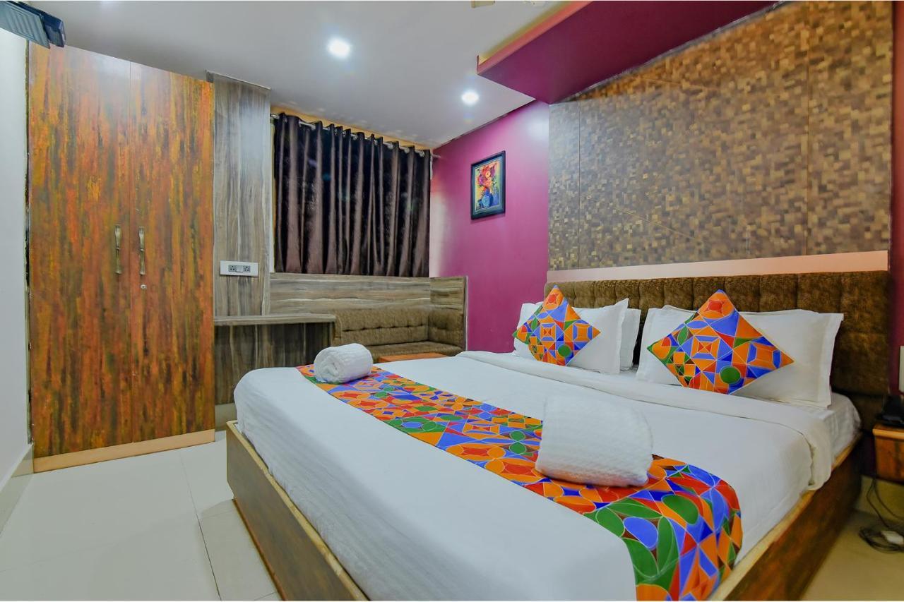Fabhotel Middleton Desire - Nr Niladri Vihar Square Bhubaneswar Bagian luar foto